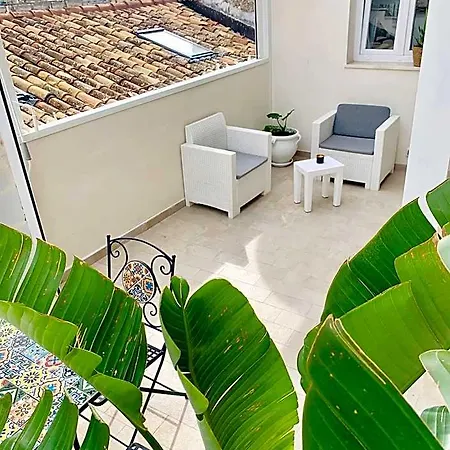 Arco Dei Cappuccini Bed and breakfast 3*
