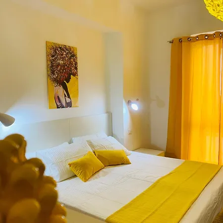 Arco Dei Cappuccini Bed & Breakfast *